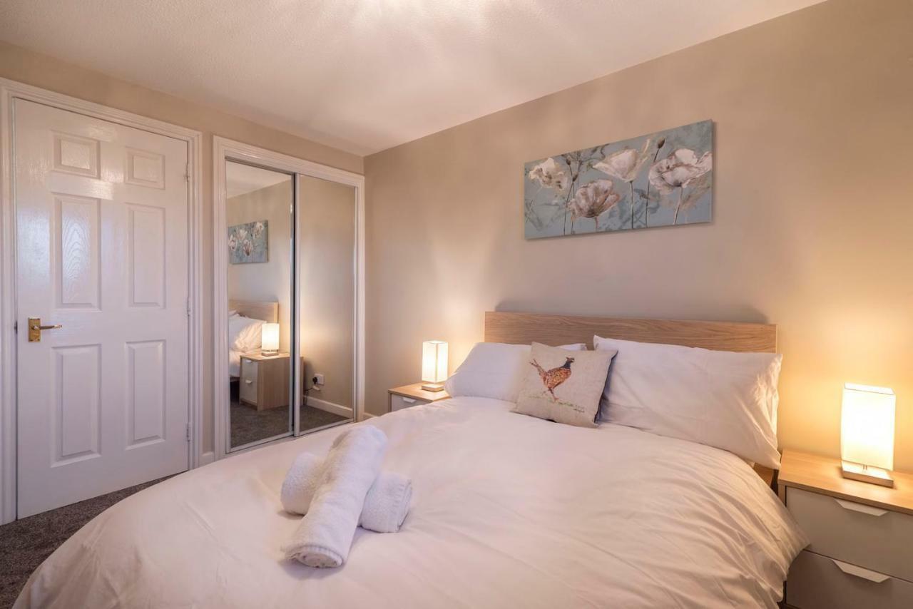 Sec/ Hydro Two Bed Flat With Free Parking And Great View Apartment Glasgow Ngoại thất bức ảnh